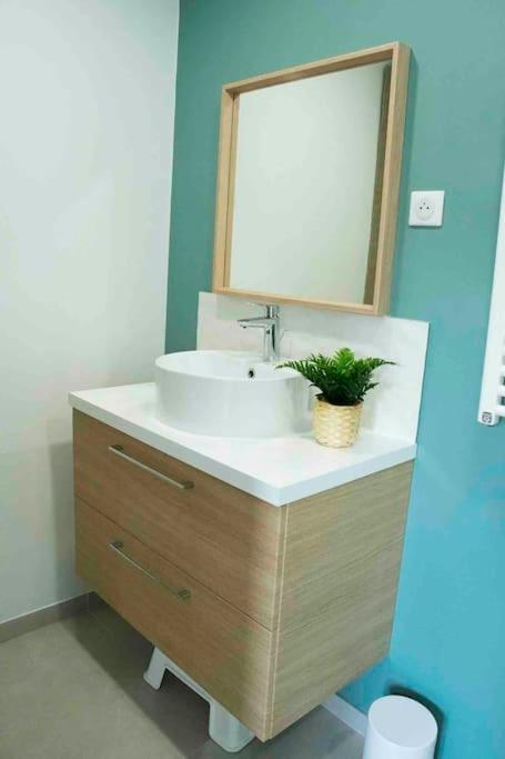 Appartement 5Min Aeroport Cdg Ле Мени-Амело Екстериор снимка