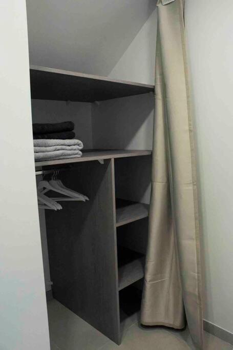 Appartement 5Min Aeroport Cdg Ле Мени-Амело Екстериор снимка