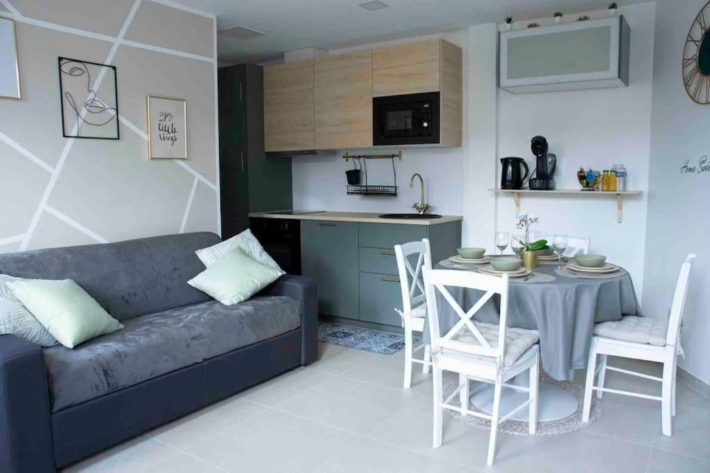 Appartement 5Min Aeroport Cdg Ле Мени-Амело Екстериор снимка